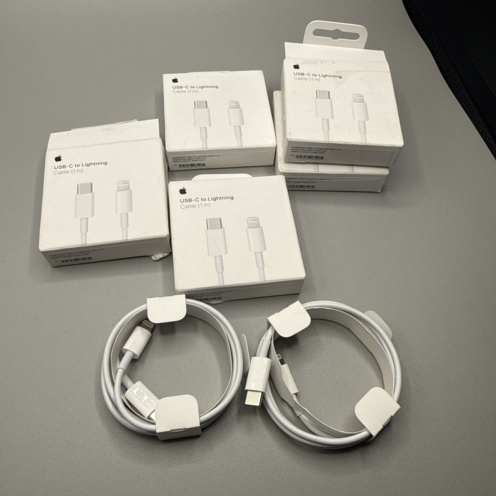 LOT of 5 Genuine Apple USB-C to Lightning Cable (1 m) MUQ93AM/A – A2561