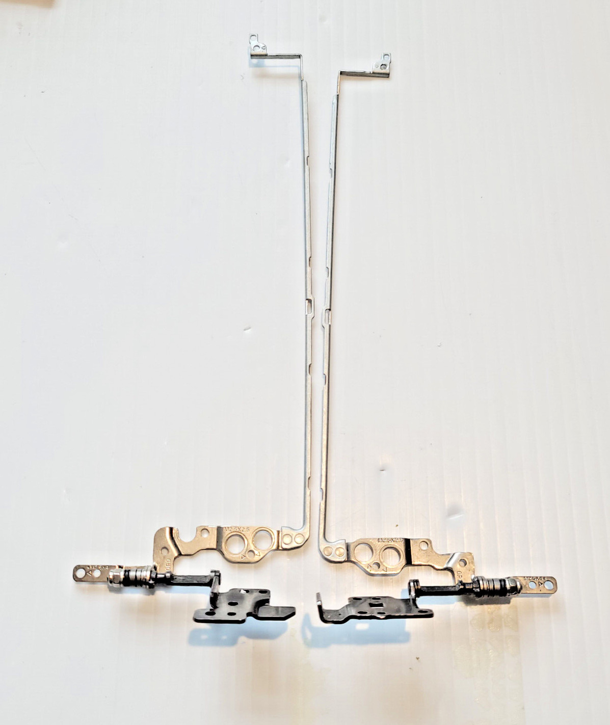 HP Stream 14-ax0XX Hinges for LCD, very good condition