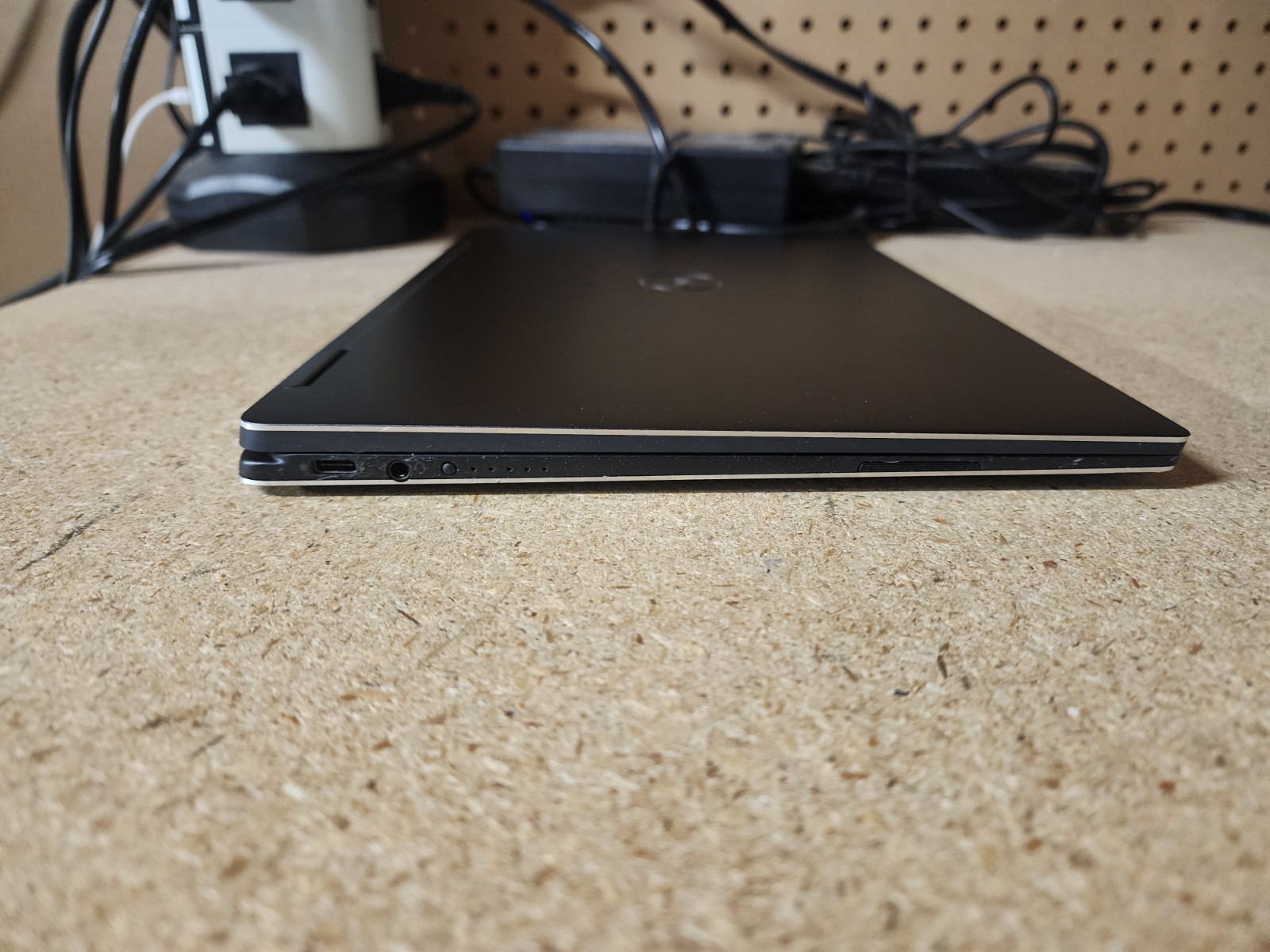 Dell XPS 13 9365 i7-7Y75 1.3GHz 16GB RAM 256GB SSD Win 11 Pro Touchscreen