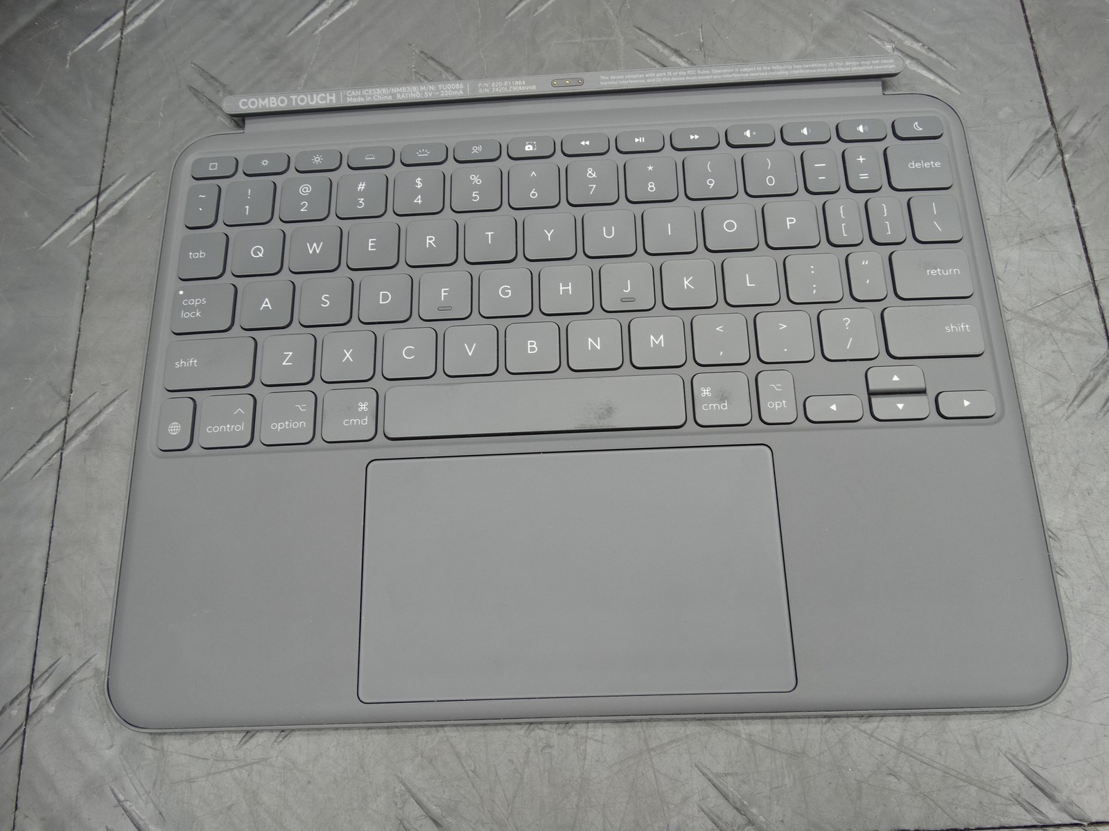 Logitech – Combo Touch iPad Air 11-inch (Oxford Gray) Keyboard Only
