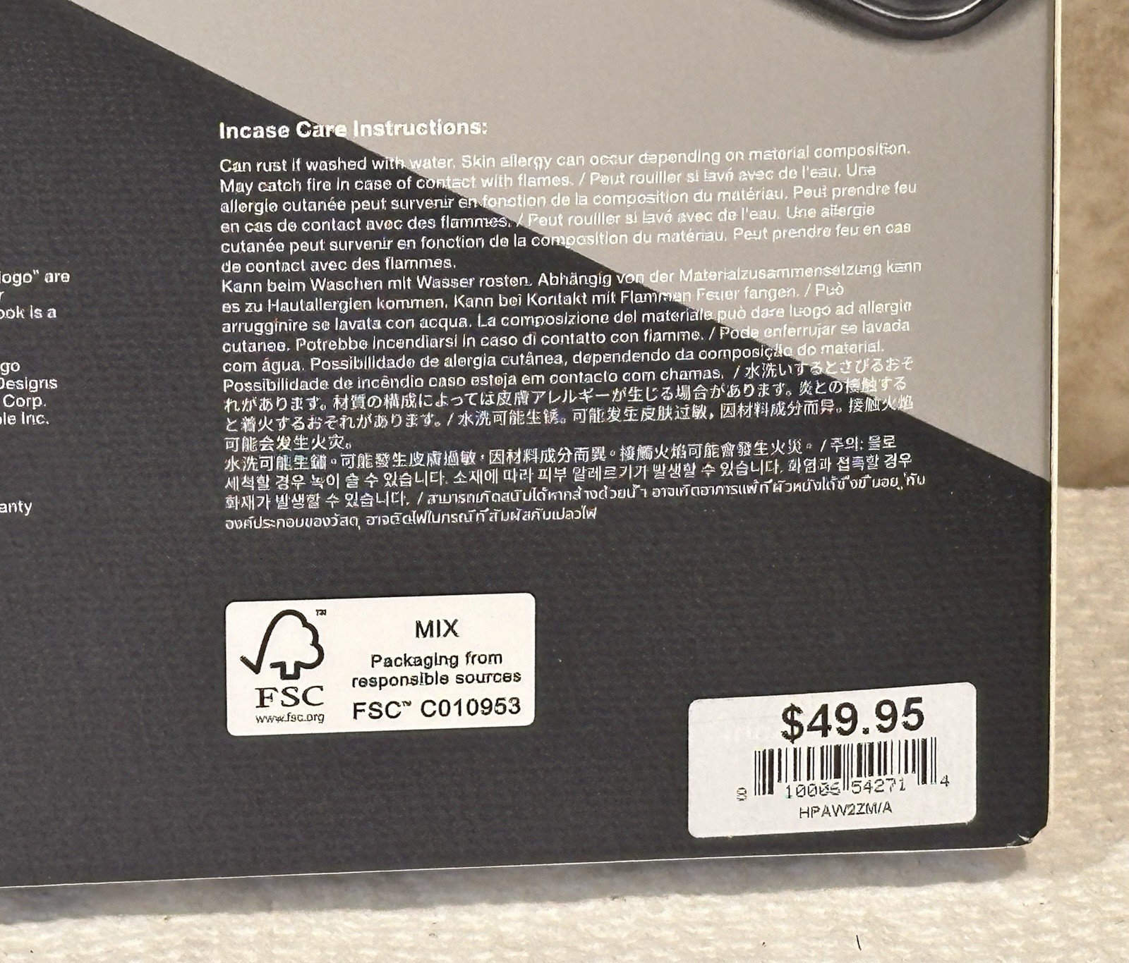 (New) Incase Hardshell Case 13” MacBook Pro Thunderbolt 3 (USB-C) – Retails $50