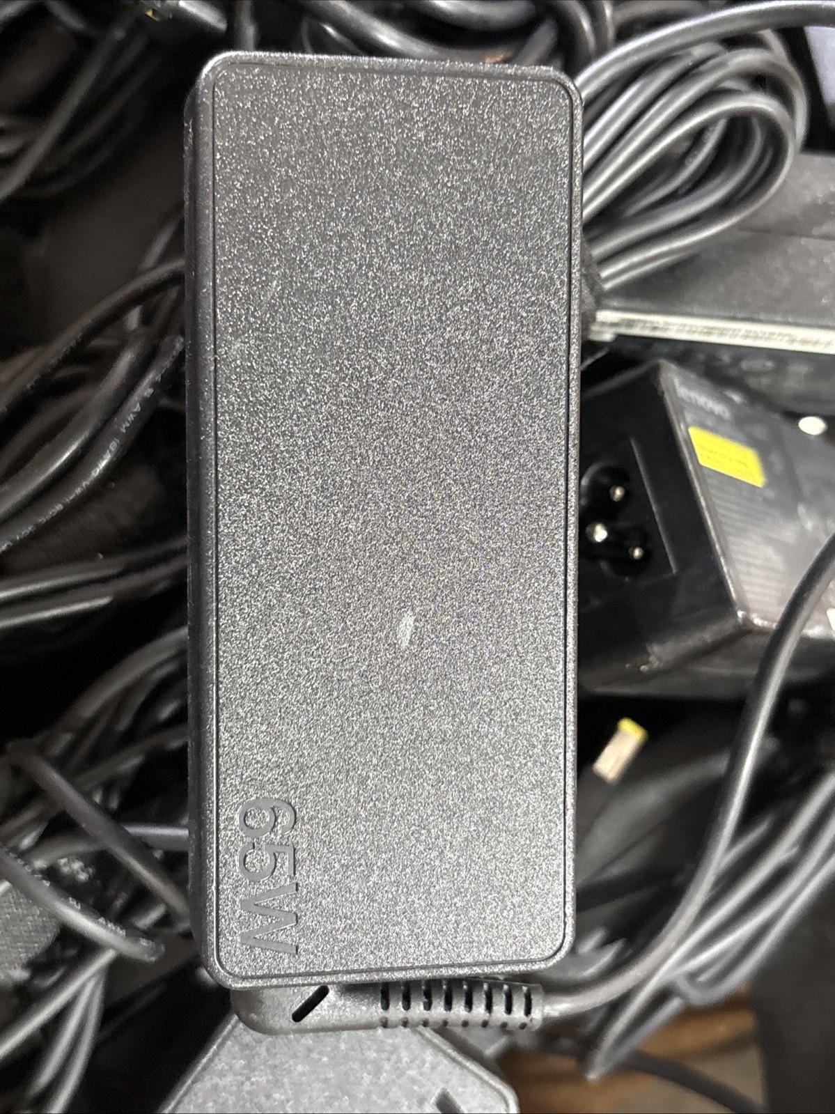 Lenovo A17-065N2A 20V 3.25A 65W Yellow Square Tip AC Adapter (Lot of 10)