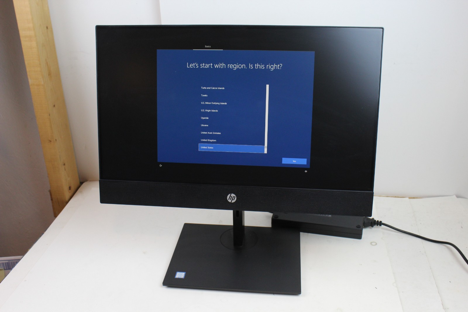 HP ProOne 600 G5 All-In-One i5-9500 16GB RAM 1TB HDD w/ OS NO AC CABLE
