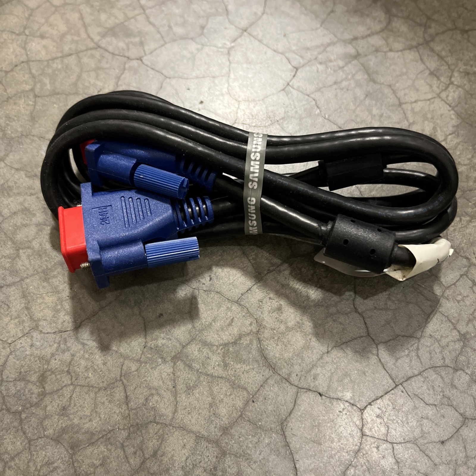 SAMSUNG 5FT HD15 MALE-TO-MALE CONNECTOR VGA SVGA D-SUB VIDEO CABLE BN39-00244H
