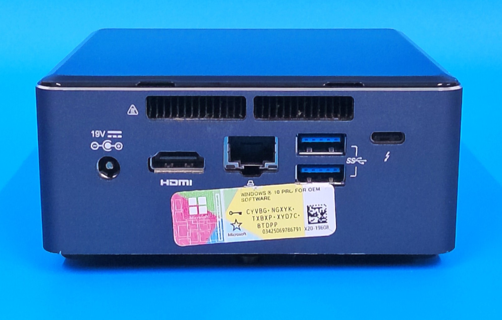 Intel NUC7i5BNH Intel Core i5-7260U 2.20GHz 8GB RAM 240GB SSD W11P USED W/ AC