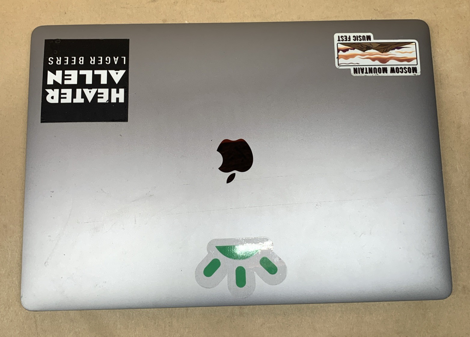MacBook Pro Touchbar 16″ 2019 2.6GHz i7-9750H 16GB RAM 500GB SSD Mac OS Big Sur