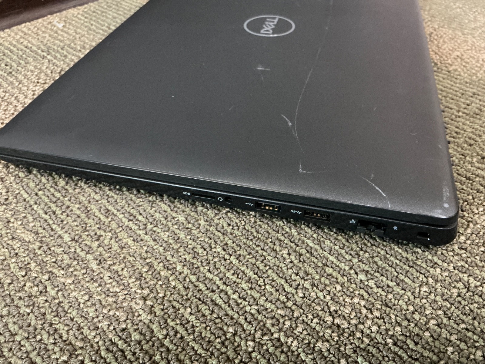 Dell Latitude 3520 15.6″ Intel i5-1135G7 @2.4GHz | 8GB RAM | 256GB NVMe | W11P