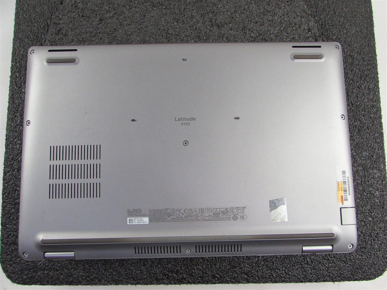 DELL LATITUDE 5430 1920X1080 FHD CORE I7-1265U 256GB SSD NO RAM NO O.S