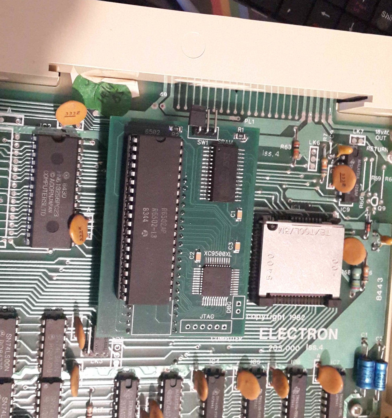 Acorn Electron OSTC | Open Source Turbo Card | Speed Up Slow Memory Access