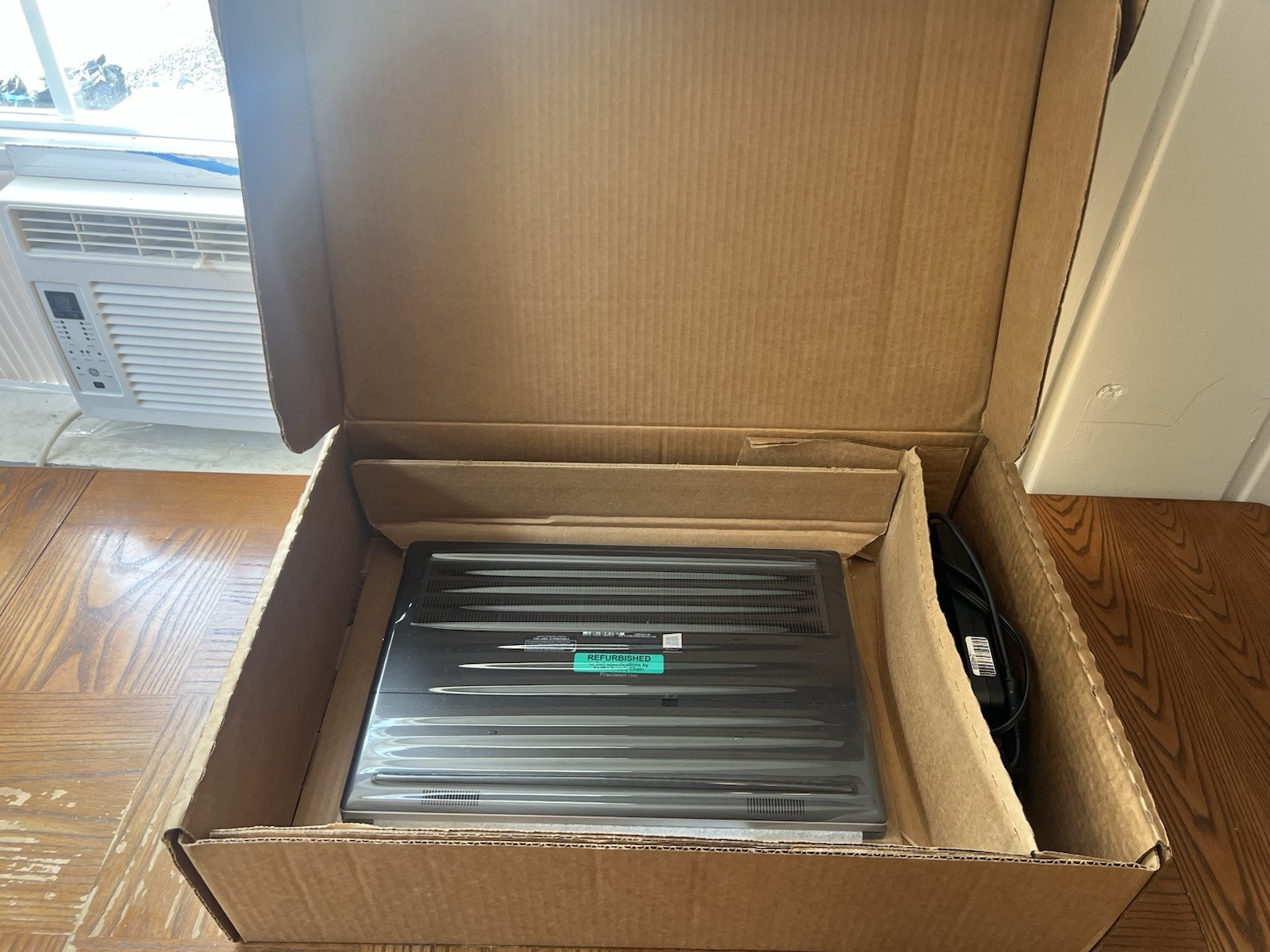 Dell Precision 7740 Laptop, i9-9980HK, 32 GB RAM, 1tb SSD NVIDIA Quadro RTX 3000
