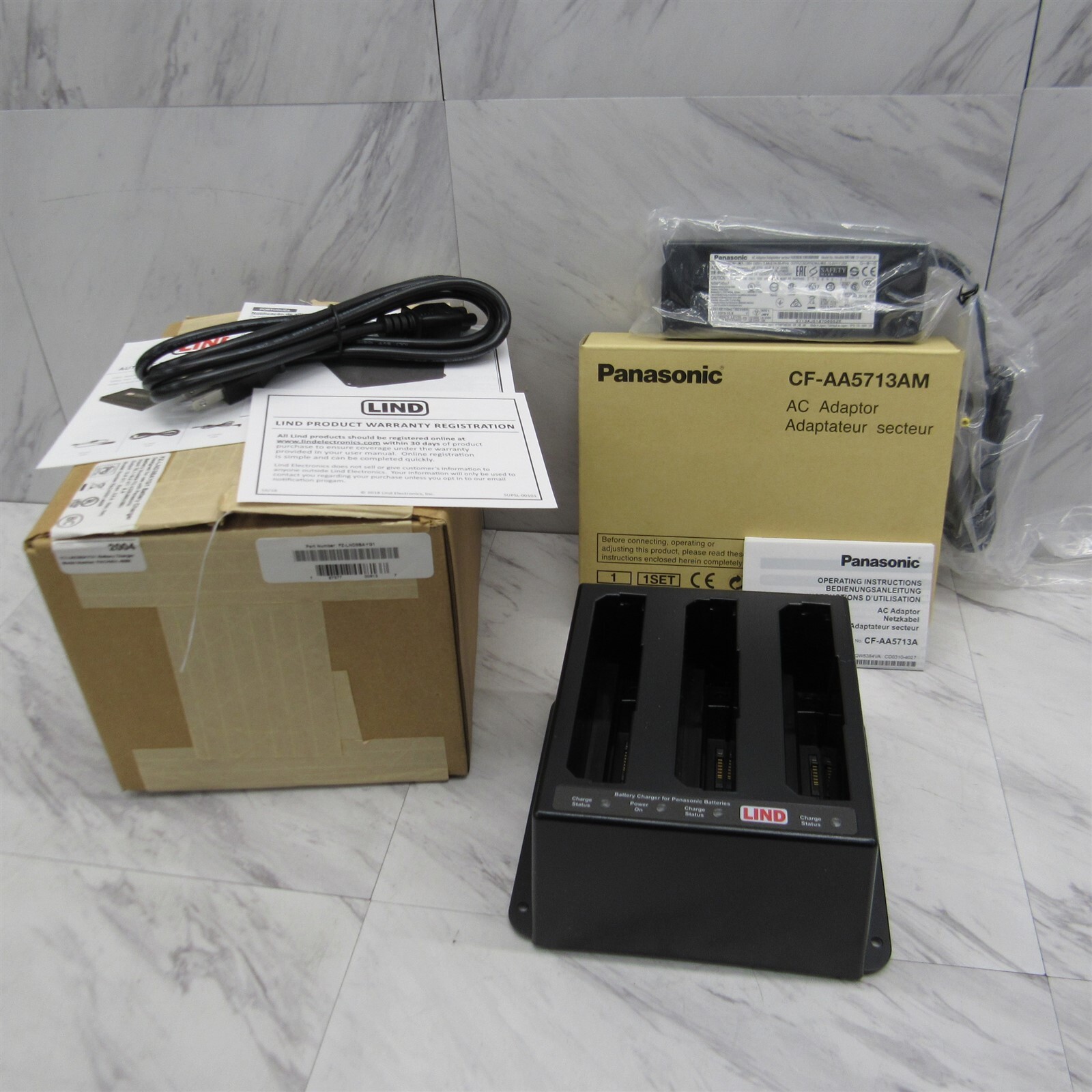 NEW Panasonic Toughpad FZ-G1 3-Bay Hotswap Battery Charger Dock Station Adapter