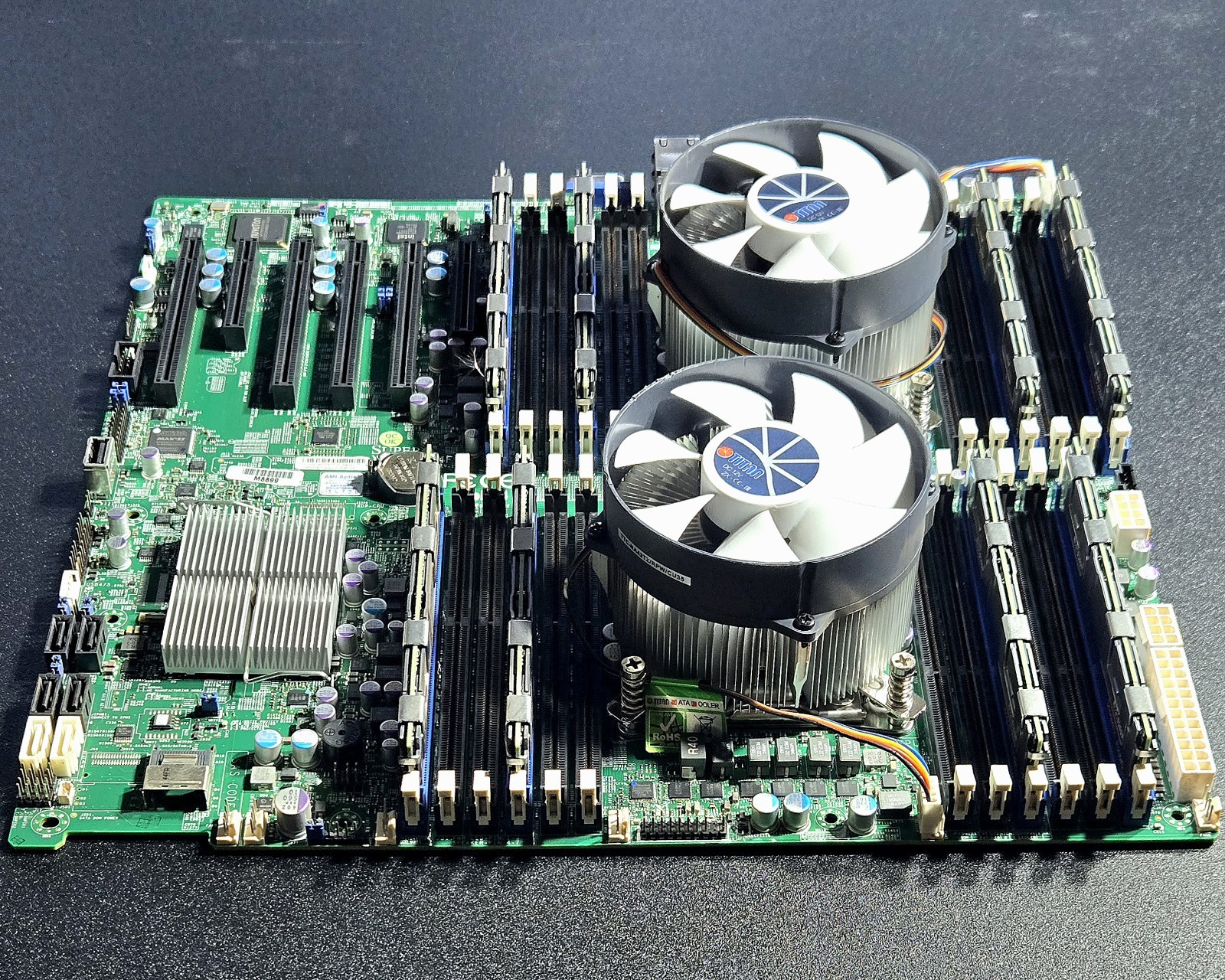 Supermicro X9DRi-LN4F+ Dual Xeon E5-2670 128GB RAM Server Motherboard Combo IPMI