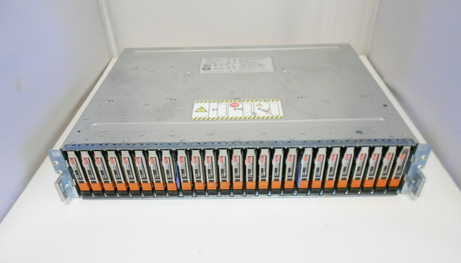 EMC 25 x 2.5” SAS SATA SSD Hard Drive Array Expansion JBOD Dell HP VNX6GSDAE25