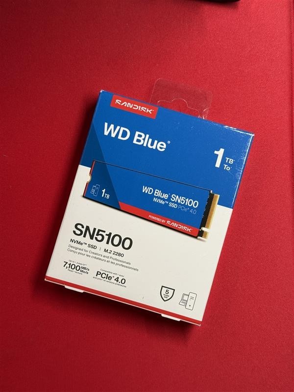 WD Blue SN5100 1TB NVMe SSD M.2 2280 PCIe Gen 4.0 Internal Solid State