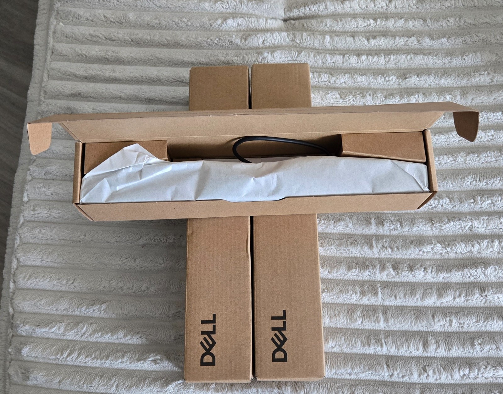 Dell SB725-DWW Pro Premium Conferencing Soundbar – Black ( Brand New, Sealed )