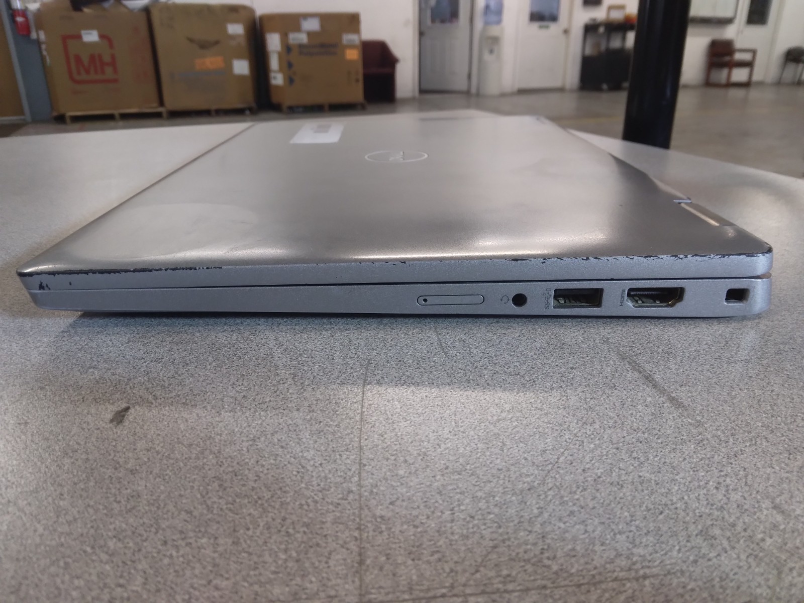 Dell*Latitude*5330*Intel*i5-1245U*512GB*NVMe*16GB*DDR4*Iris*Xe*Graphics*No*OS