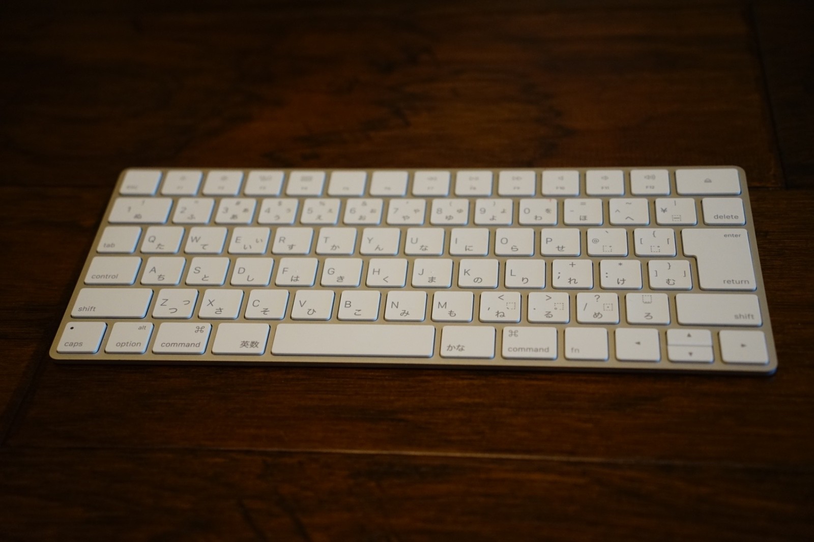 Apple Magic Keyboard Japanese Layout Used Bluetooth USB-C Port A1644 MPA