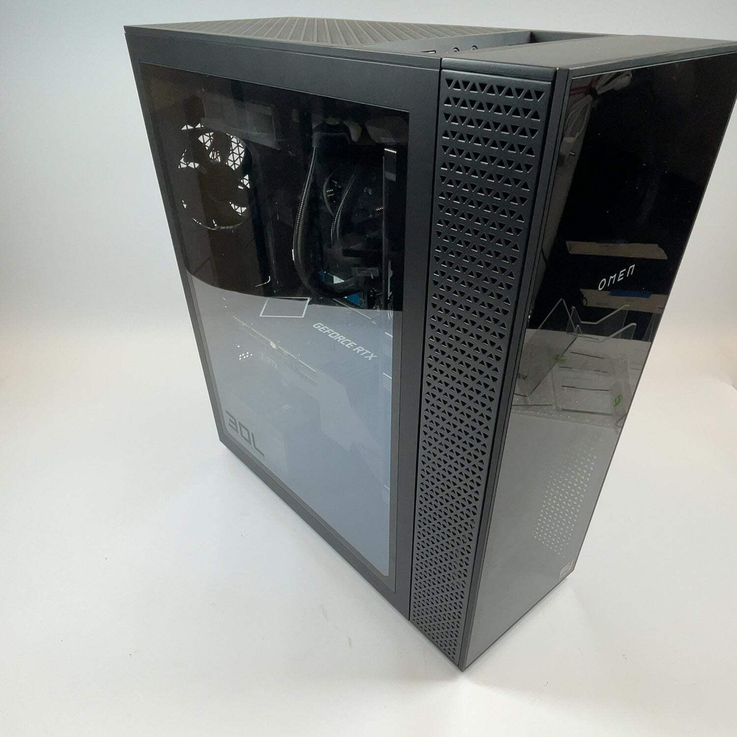 HP Omen N/A Ryzen 7 5800X 3.80GHz 16GB RAM 1TB SSD GeForce RTX 3060 Ti