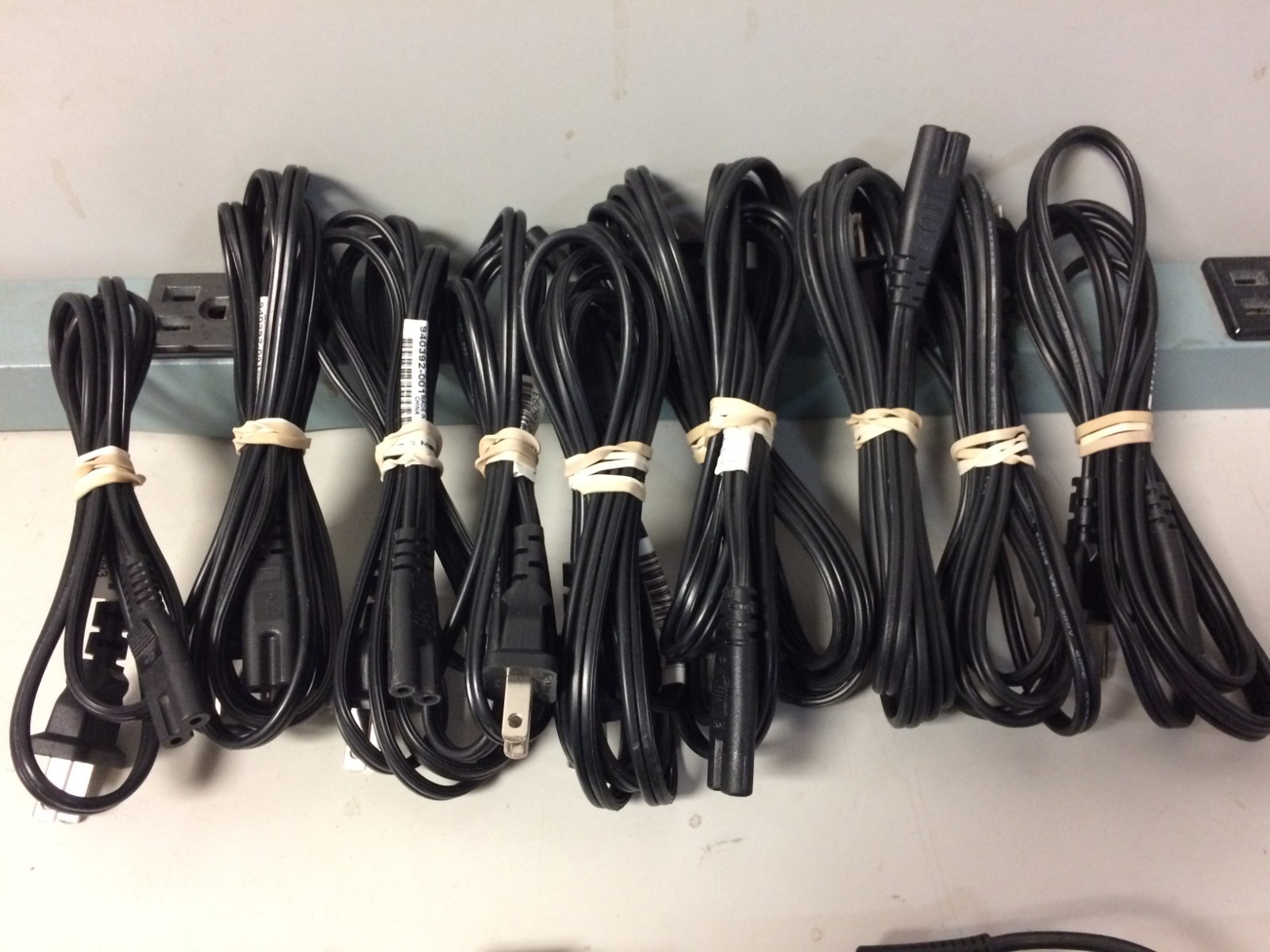 LOT of 10 Lenovo 90W 20v 4.5a AC Power Adapters (Big barrel jack w/pin)