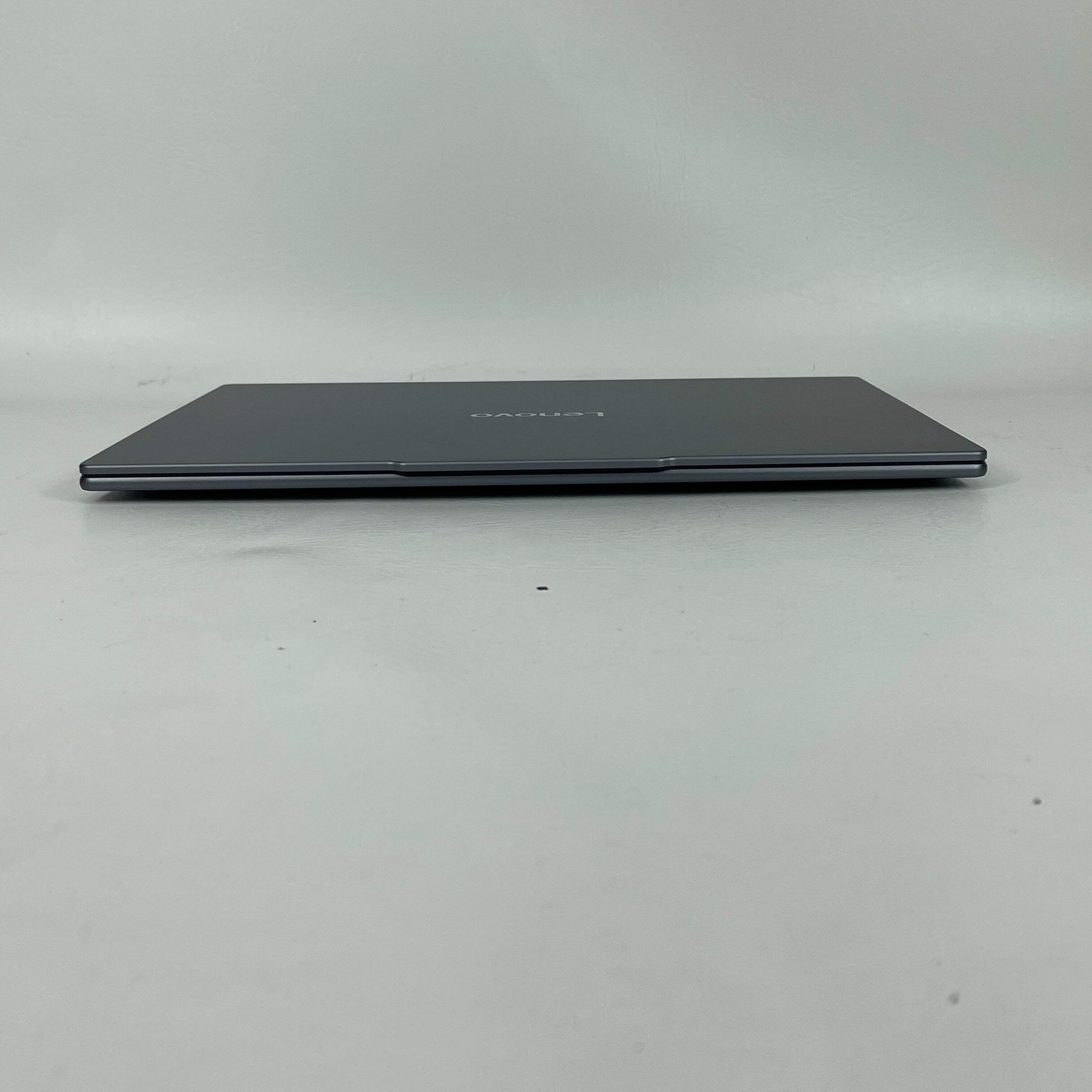Lenovo Yoga Slim 7i 9596U3V3L 14″ Core Ultra 7 285V 2.2GHz 32GB RAM 1TB SSD