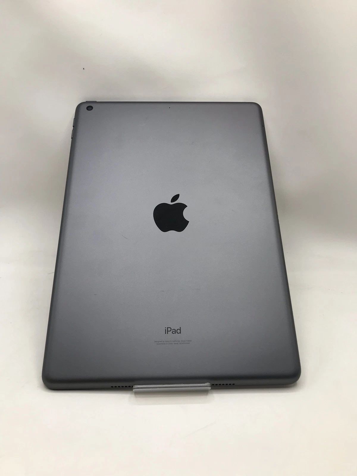 Apple iPad 9 10.2 (2021) 64GB–SPACE GRAY–(WI-FI) – GRADE D