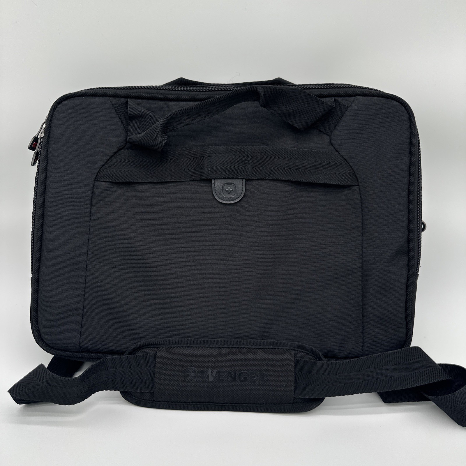 SwissGear 17 Inch Laptop Bag The Highwire Business Gear with Shoulder Strap