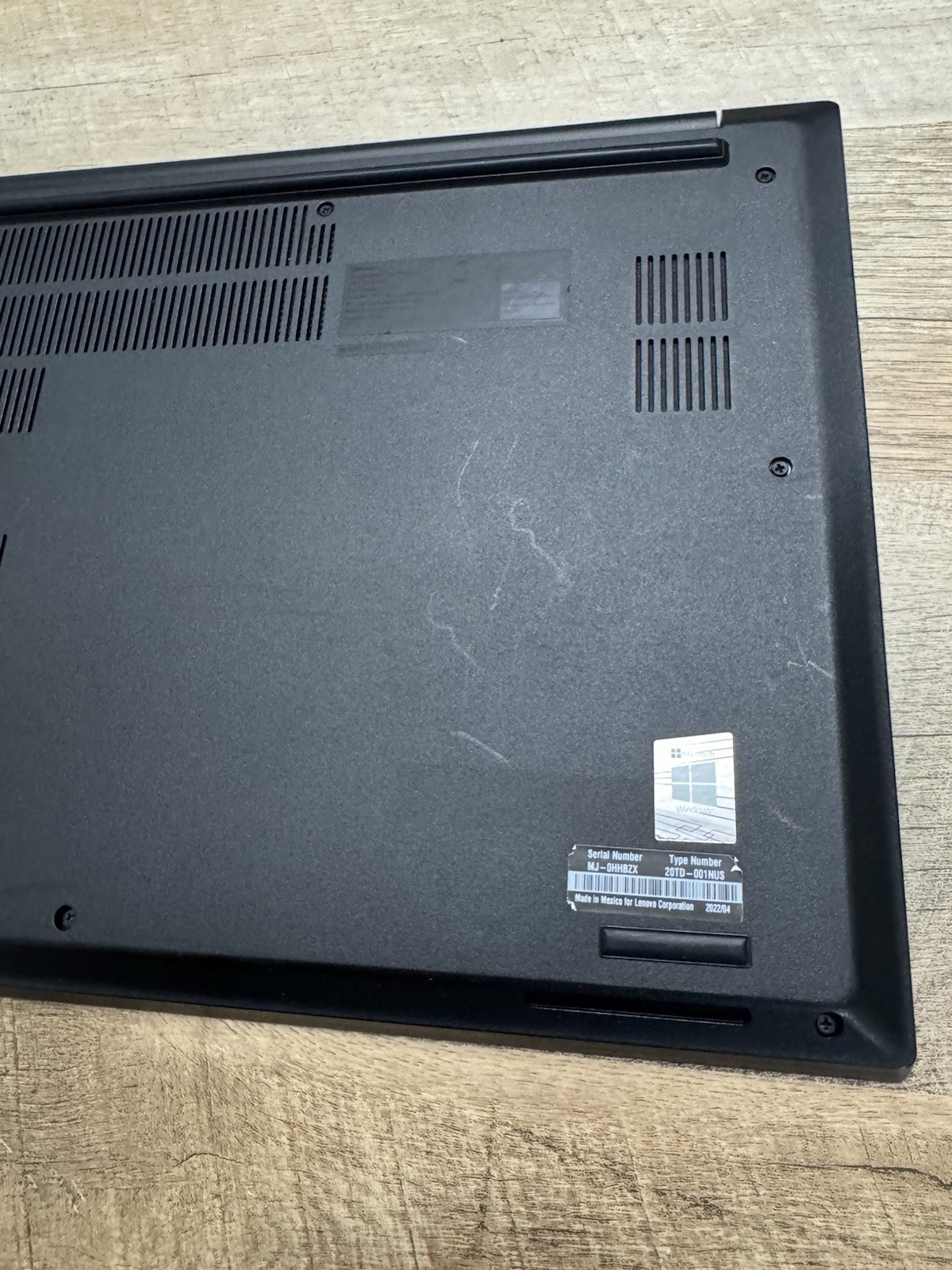 Lenovo ThinkPad E15 Gen 2 15.6″ Intel Core i7-1165G7 @ 2.8GHz 16GB RAM 512GB SSD
