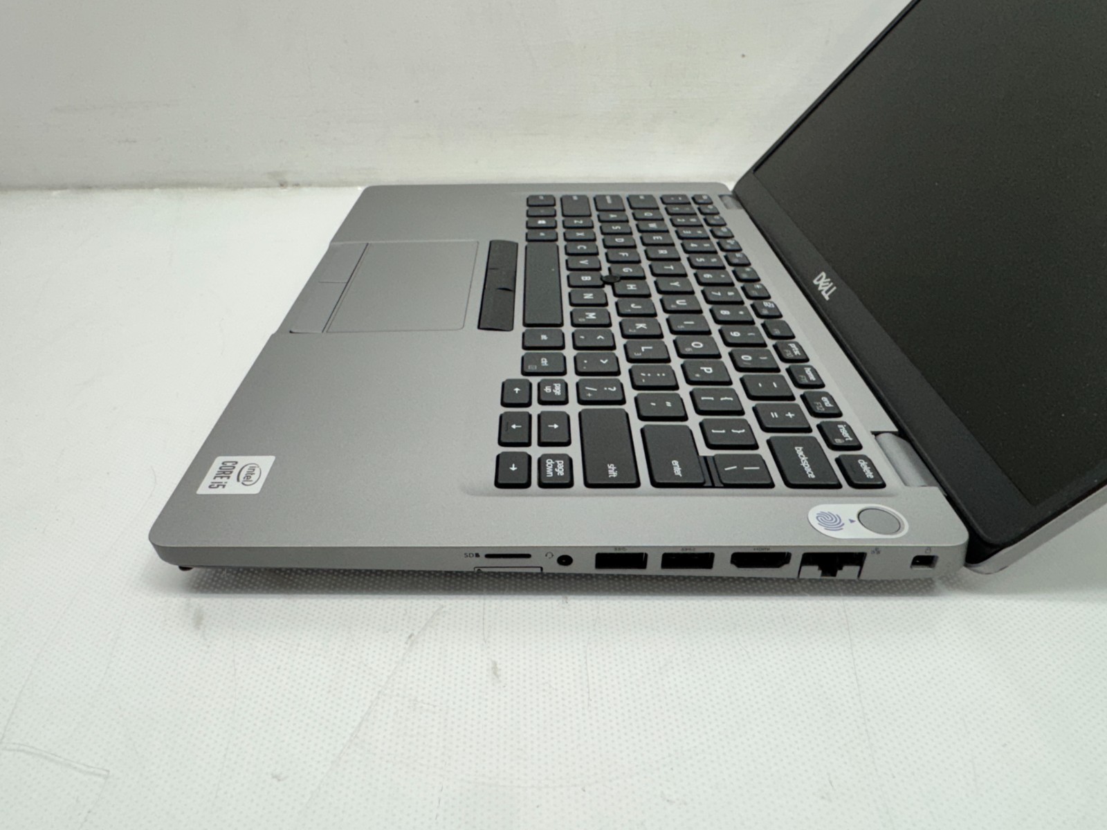 Dell Latitude 5410 14″LT i5-10210U@1.60GHz 16G RAM 256G SSD 1366×768 **READ**