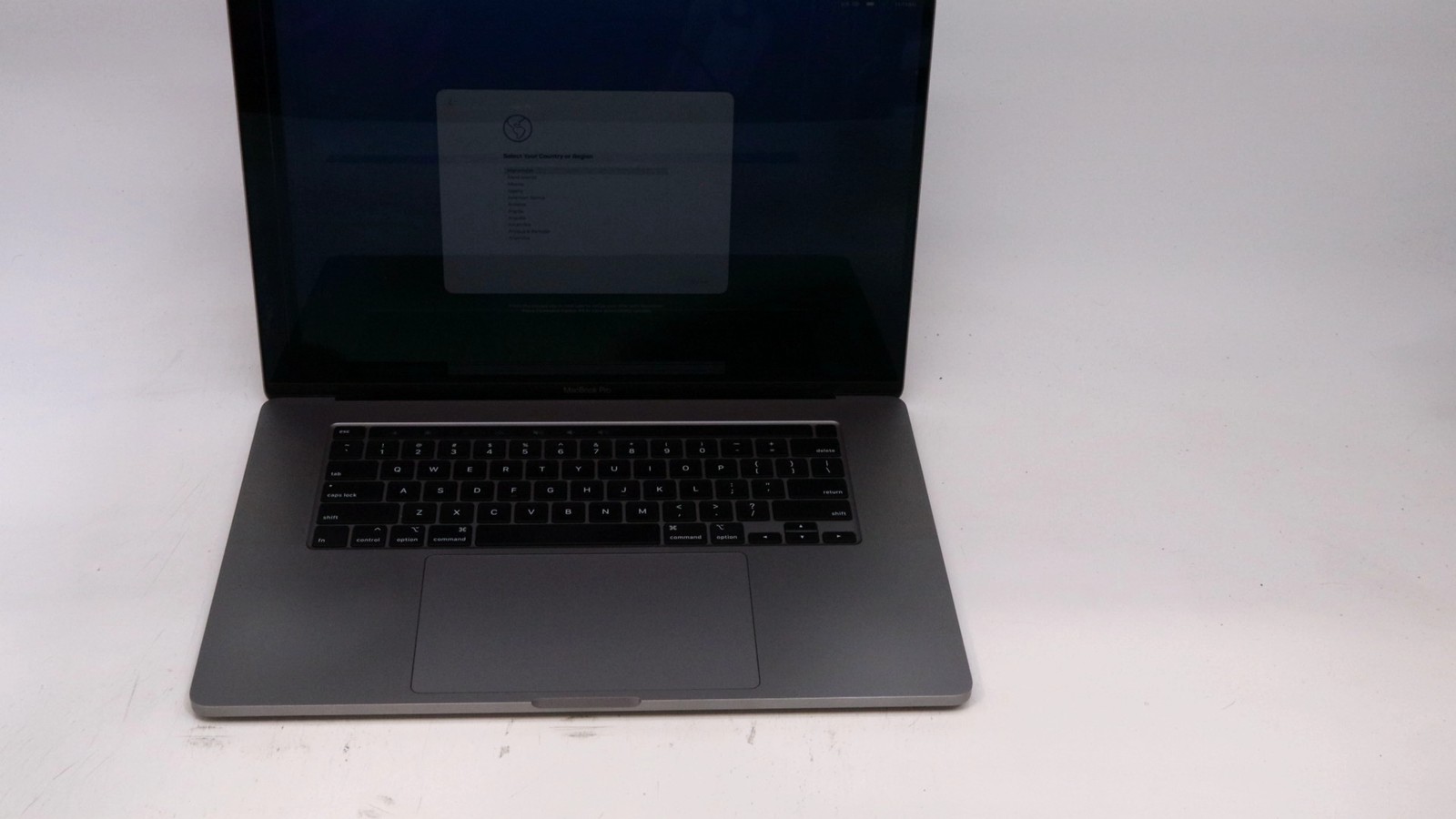 Apple Macbook Pro 16″ i9-9980HK 64GB 1TB – Very Good READ DESC