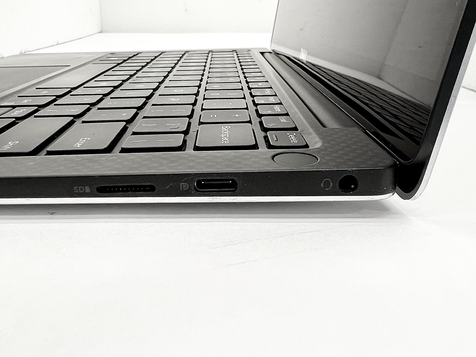 Dell XPS 13 7390, Intel Core i7-10710U CPU @ 1.10GHz, 16GB RAM, 512GB NVMe 4455
