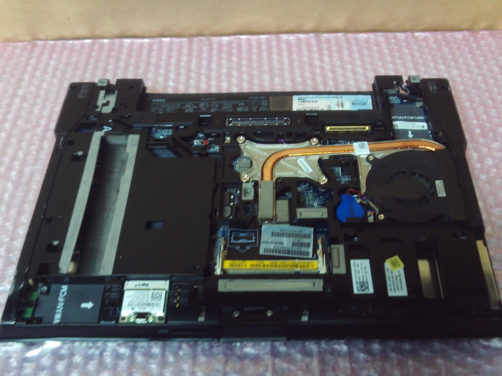 Dell Latitude E6400 Motherboard With Palmrest Bottom Base And Processors