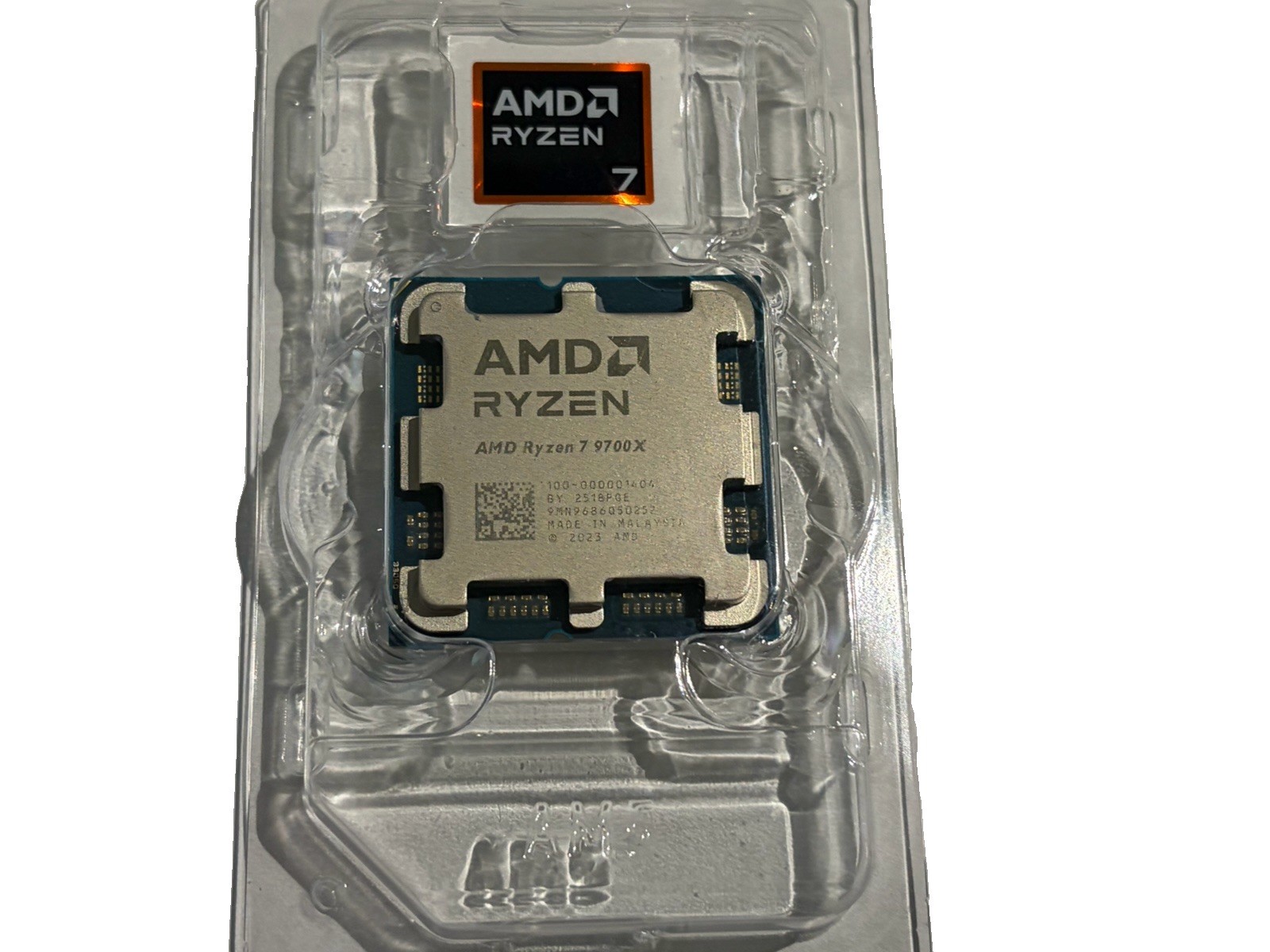 AMD Ryzen 7 9700X 3.80GHz 8-Core 16-Thread AM5 Radeon Graphics Processor CPU