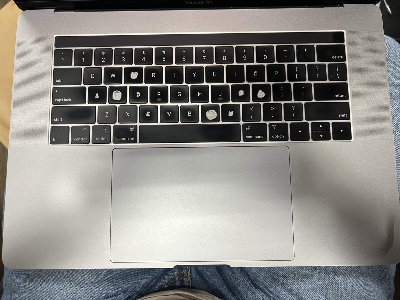Apple MacBook Pro 2019 15” i9 *READ* 2.3GHz 500GB SSD 16GB RAM OS Sequoia 2019