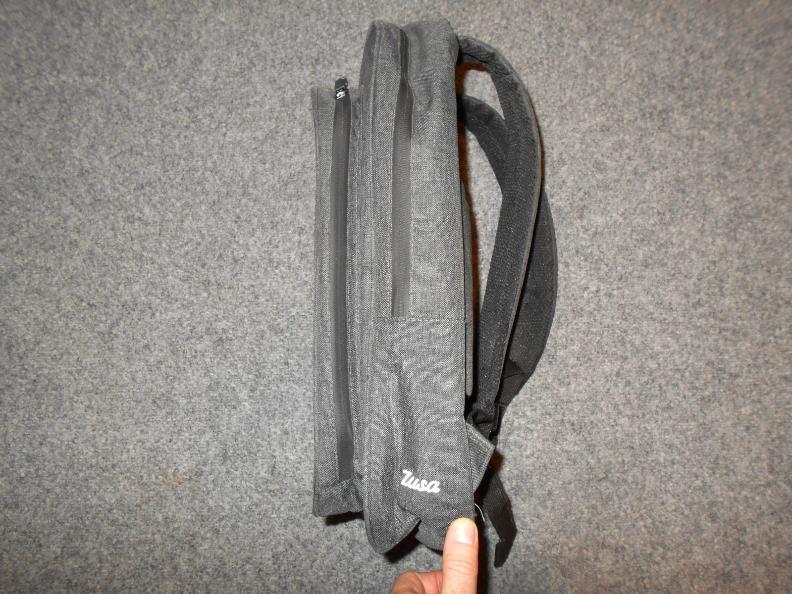 ZUSA RUGGED SHELL PADDED BACK 17X12 MULTI-COMPARTMENT LAPTOP BACKPACK A3