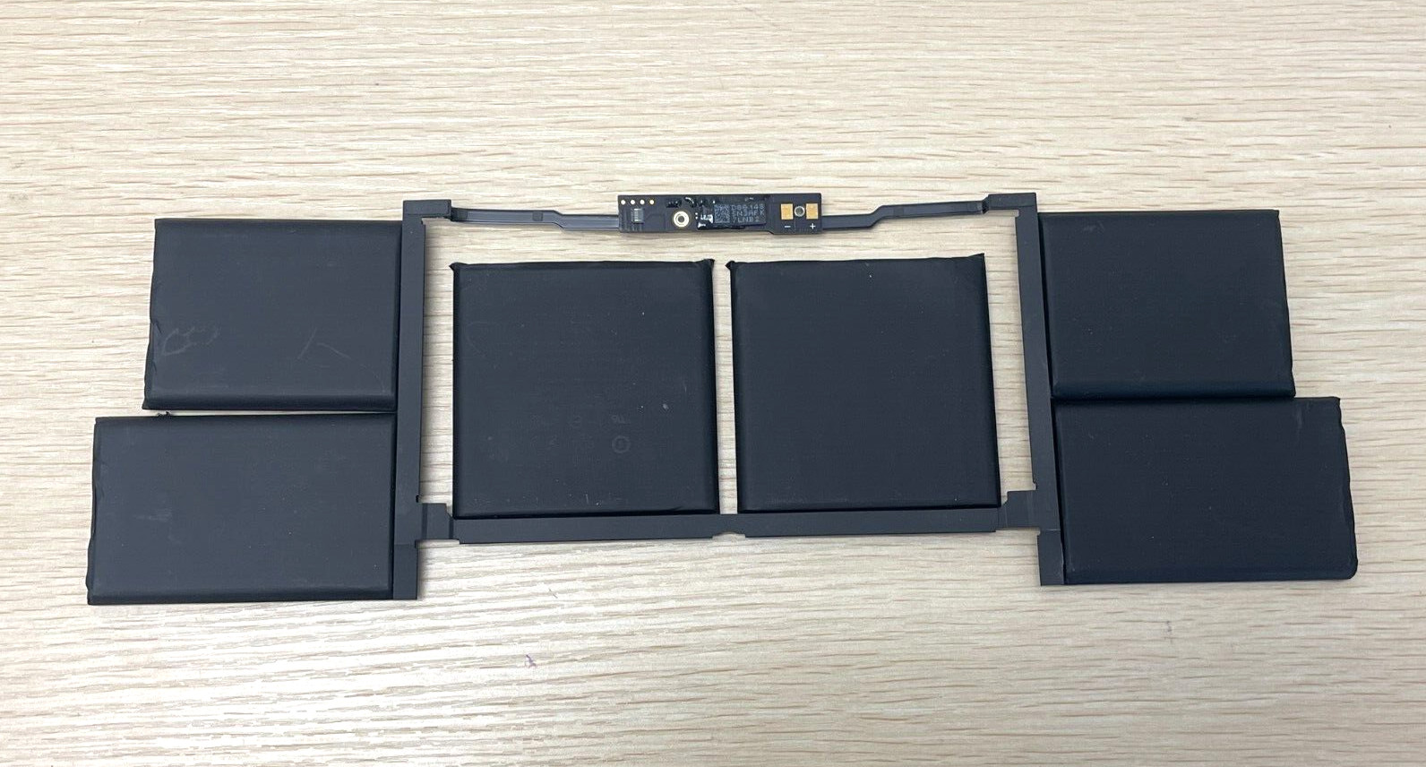 Original Genuine Battery A2113 616-00536 for Macbook Pro 16″ A2141 2019