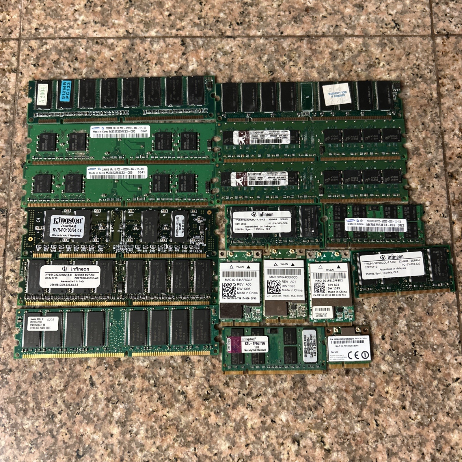 Older Computer RAM Lot Of 17 Sticks 256mb 512mb 1gb