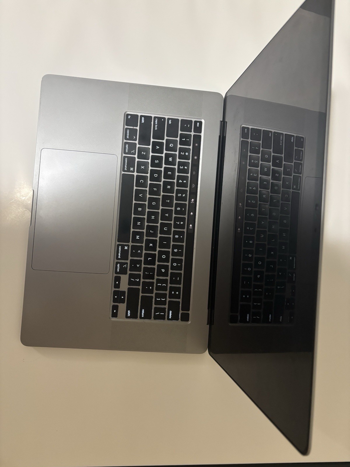 Apple MacBook Pro A2141 Space Gray Backlit Keyboard Laptop 2019 16 inch ** DOA
