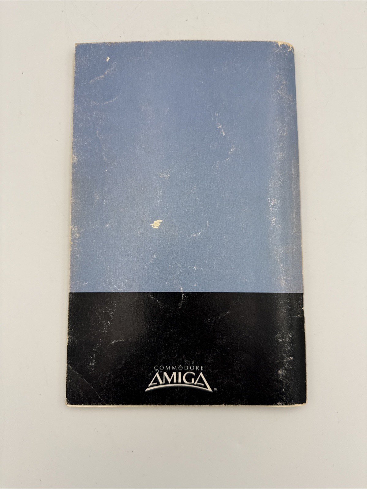 Commodore Amiga Buyer’s Guide to Software & Accessories – Volume 4 – ©1988