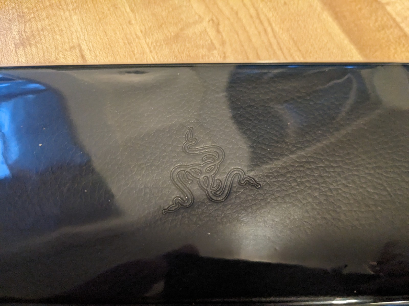 Razer Huntsman V3 Pro Tenkeyless Wired USB Black Keyboard w/ Wrist Rest