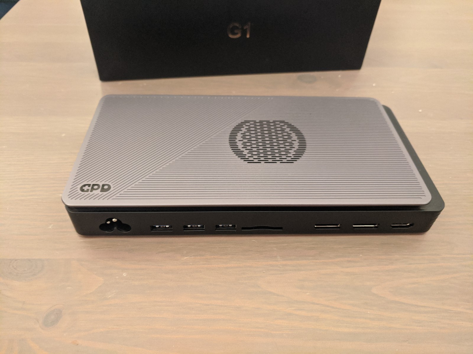 GPD G1 Portable eGPU Dock RX 7600M XT OCuLink USB4 MINT – EXTRAS INCLUDED BUNDLE