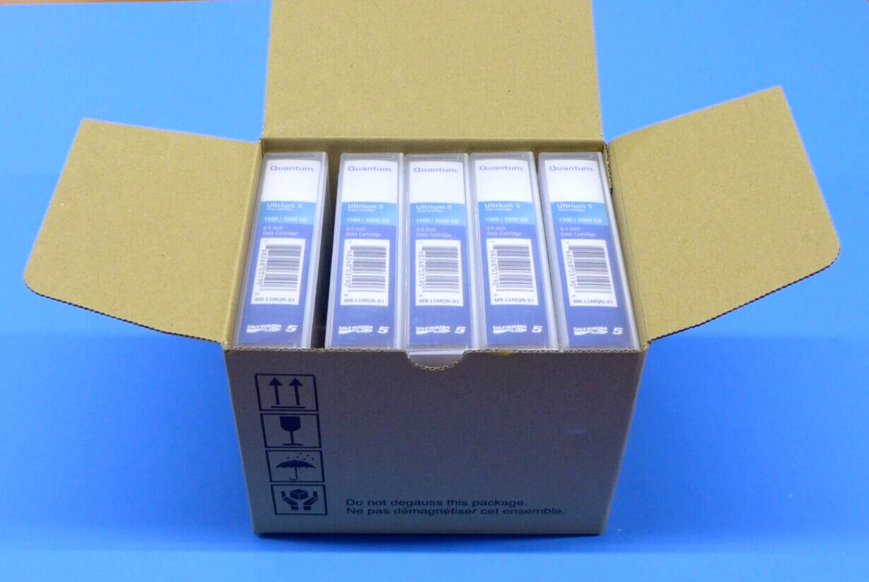 (LOT OF 5) Quantum Ultrium 5 Data Cartridge 1500 / 3000 GB MR-L5MQN-01
