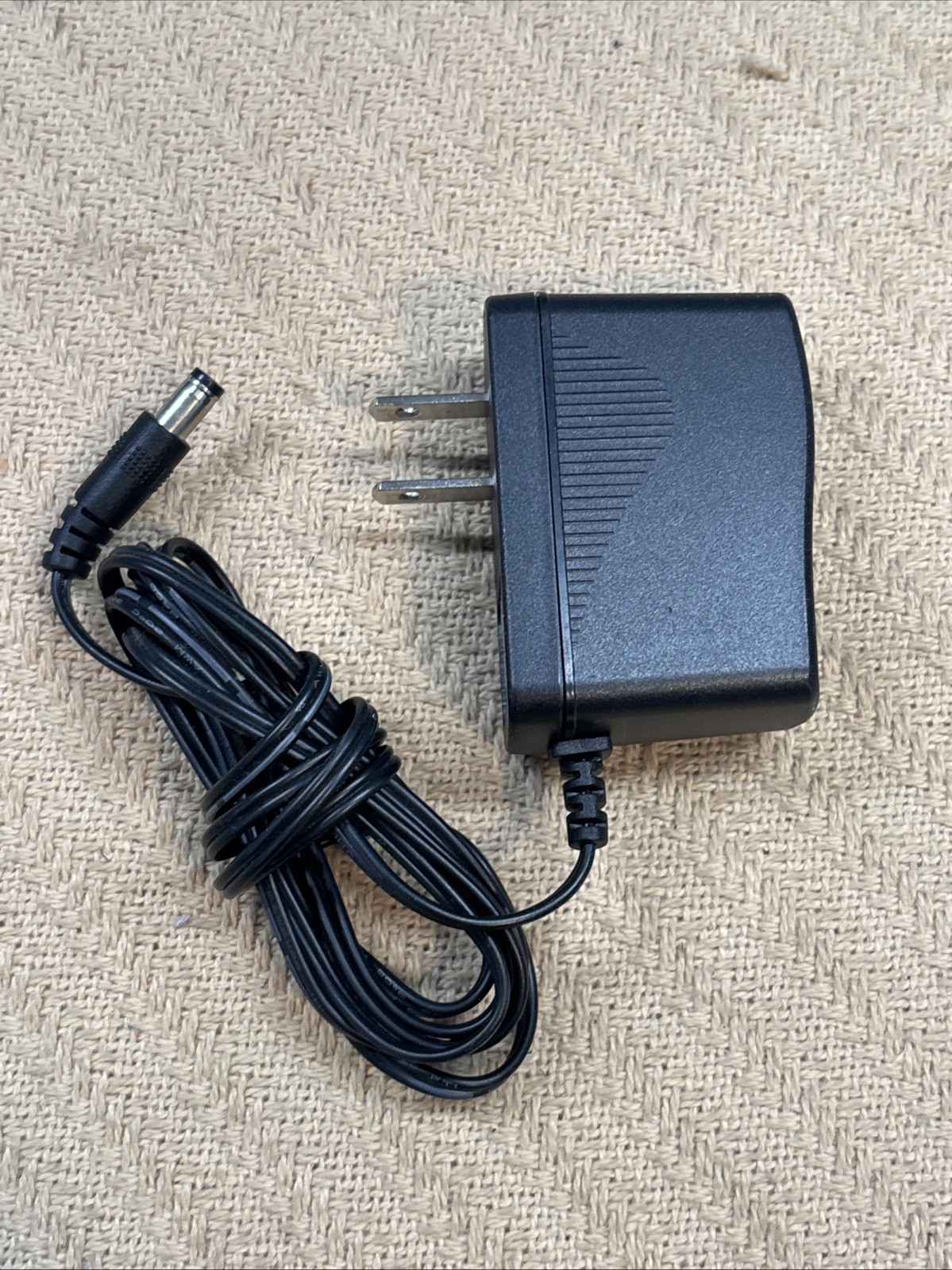 D-Link DUB-H7 USB Hub, 7-Port USB 2.0, External Powered Hub, Black