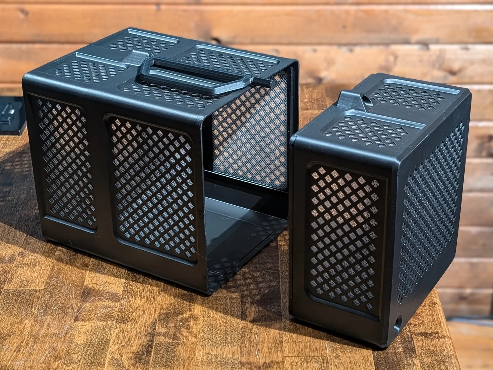3D Printed Enclosure for Minisforum DEG1 eGPU Dock | Custom Case/Shell