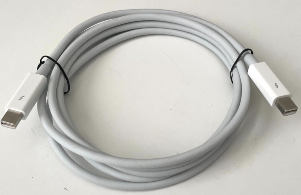 NEW SEALED Apple 2m / 6FT Thunderbolt Cable Mini DP, White – A1410, MD861LL/A