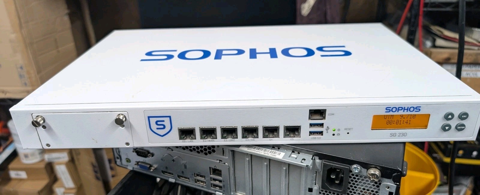Sophos SG 230 REV.1 Firewall Security Appliance Hardware Boots Up