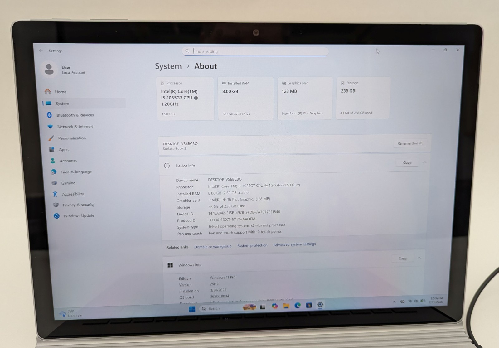 Microsoft Surface Book 3 13.5″ i5-1035G7 1.20GHz 8GB RAM 256GB NVMe Windows 11