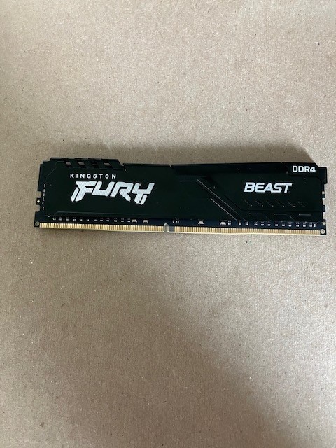 DDR4 8GB 3200MHz Kingston FURY PC4-25600 1.35V Desktop UDIMM Gaming Memory 1x8gb