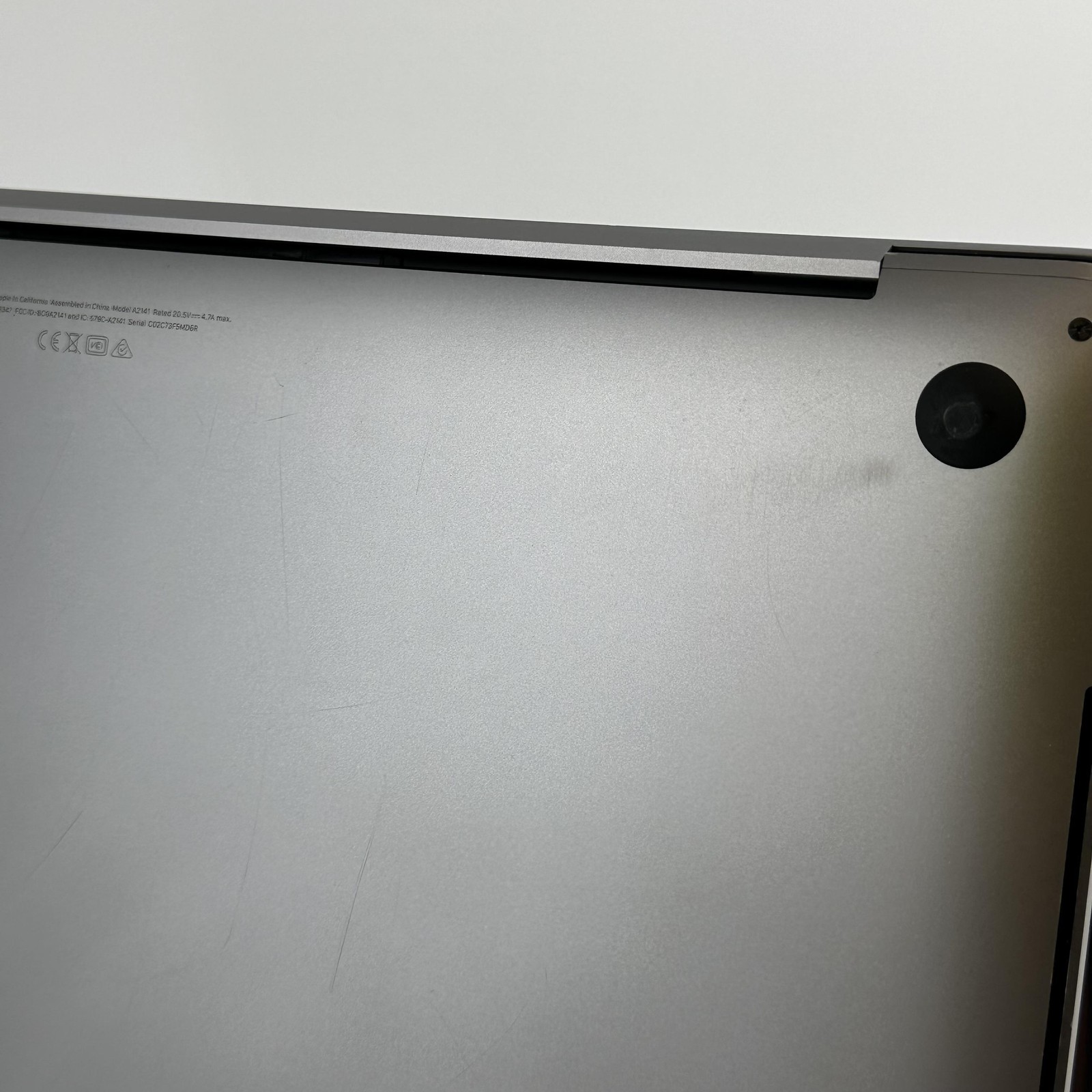 MacBook Pro 16 Touch Bar Space Gray 2019 2.6GHz i7 32GB 1TB AMD Radeon Pro 5500M