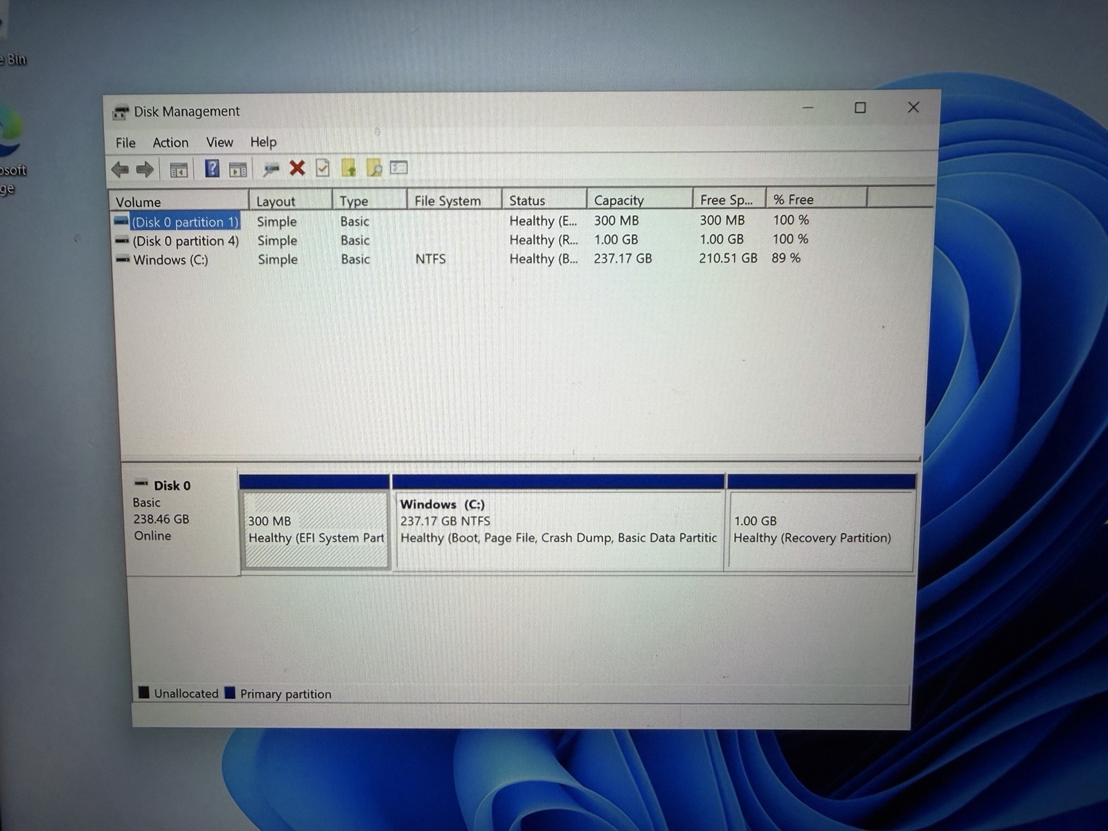 Dell Latitude 3510 15.6″ Intel Core i5-10210U 1.60GHz 16GB RAM 256GB SSD W11P