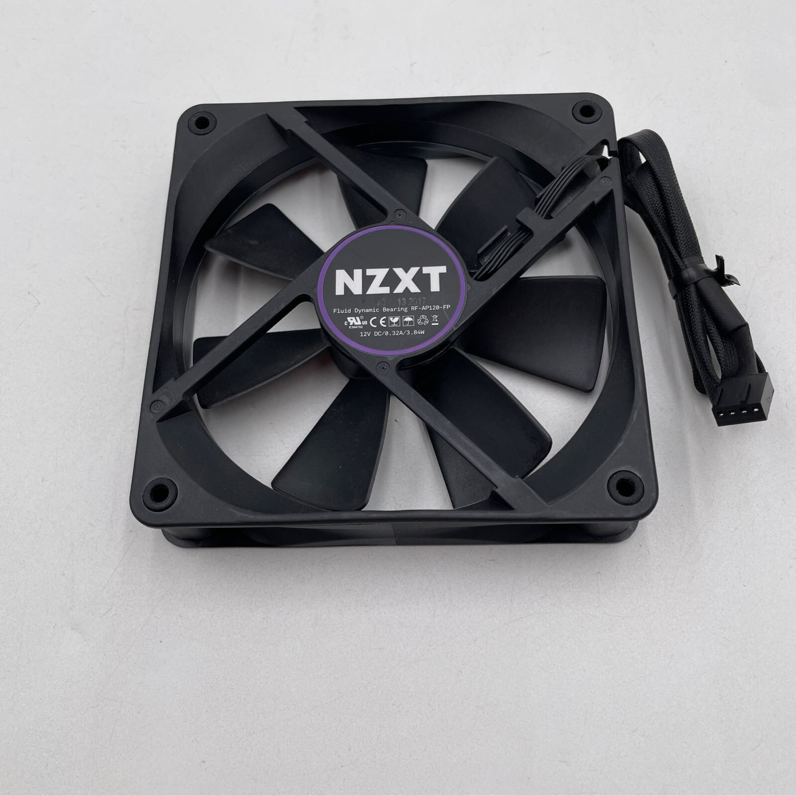 NZXT F120 Fluid Dynamic Bearing Core Fan 120mm Black RF-AP120-FP